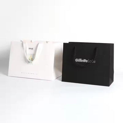 Sacos de embalagem de papel com logotipo personalizável com alça de fita de seda