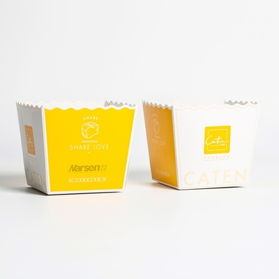 Embalagem de papel revestida com logotipo personalizado Caixa de encomendas para batatas fritas em impressão CMYK